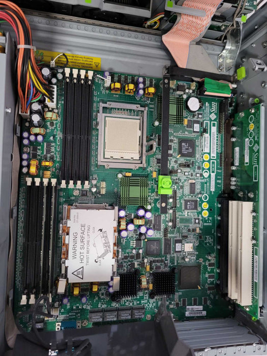 Sun Netra 240 1x UltraSparc IIIi CPU, 1GB, 2x PSU, No HDD, Read _