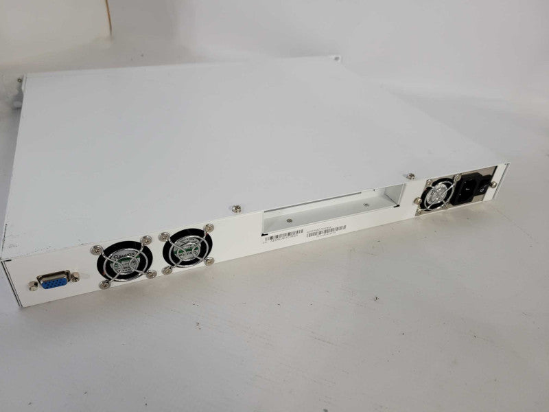 Sophos UTM 220 rev.5 Gigabit Firewall Security Appliance Q