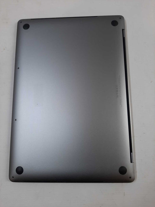 MacBook Pro 2018 15\\" Core i9-8950HK @ 2.9GHz 32GB DDR4 500GB SSD *READ*