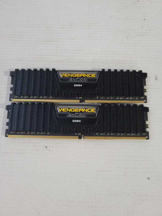 16gb RAM - Corsair Vengeance LPX DDR4 - 2400 MHz