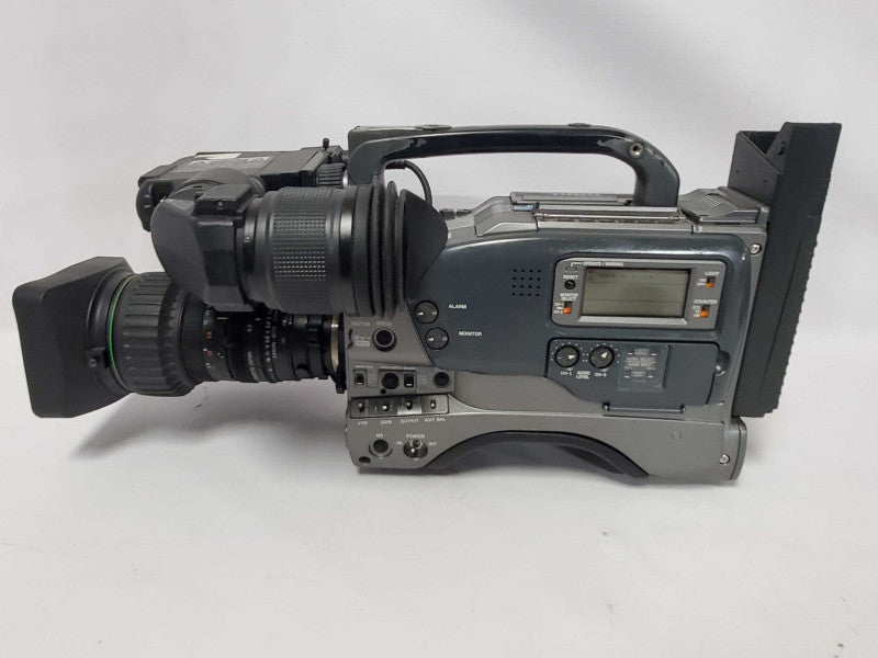 JVC MiniDV GY-DV500 Professional Camcorder (AS-IS) |