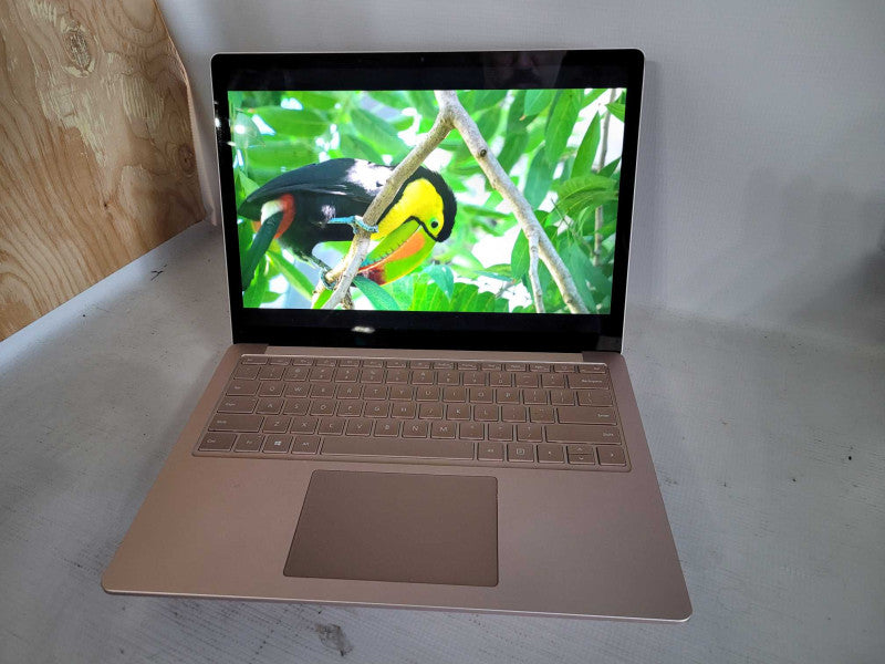 Microsoft Laptop 3 - i7-1065G7 1.3GHz, 16GB RAM, 256GB SSD