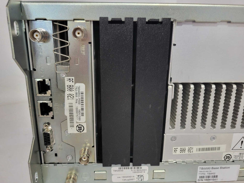 EADS TB5000i type TBAK2 TB5-D1-K4-1A, 760-870MHz Base Stations, Read _