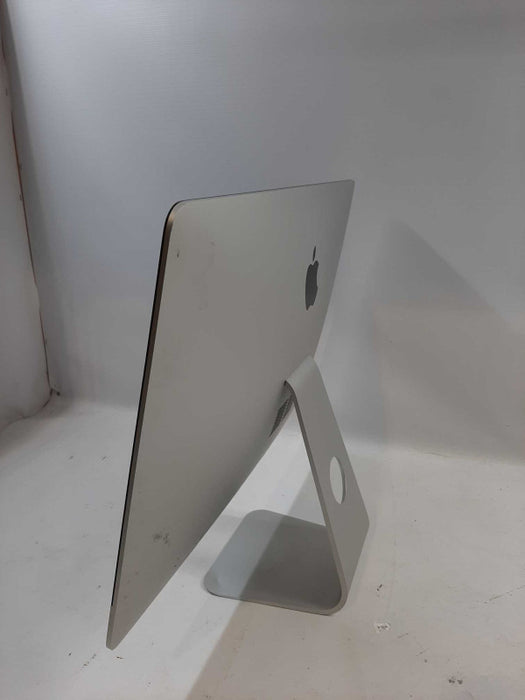 Apple iMac 21.5\\" Late 2015 Quad-Core i5-5675R 8GB RAM 1TB