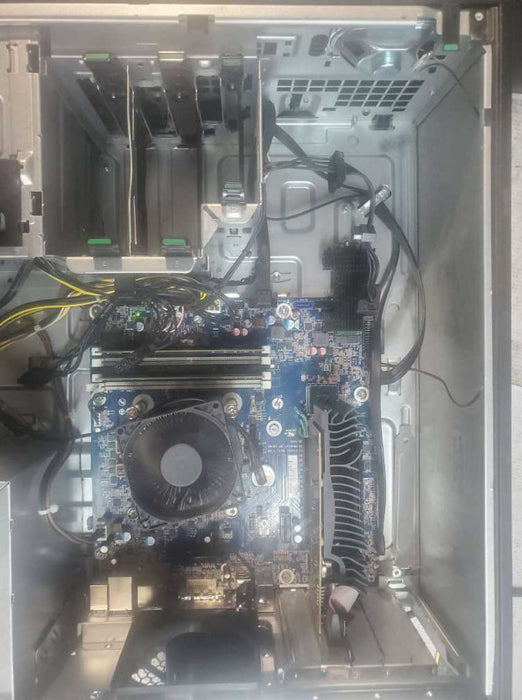 HP Z240 workstation I7-6700 @ 3.40ghz / 8gb ram