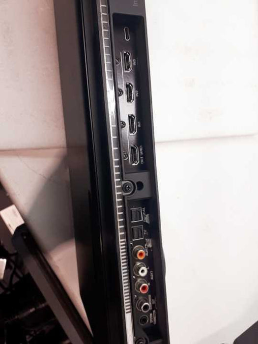 Yamaha SOUNDPROJECTOR YSP-2500 Sound Bar only- Black &