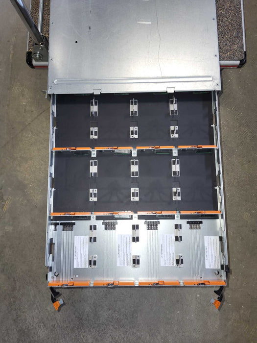 NetApp 60 bay disk enclosure 6600 Model:0892  -