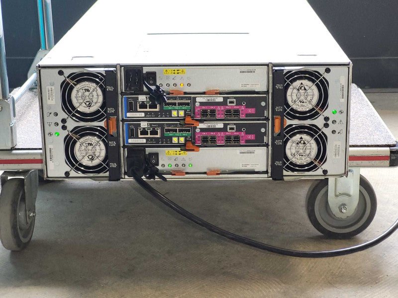NetApp 60 bay disk enclosure 6600 Model:0892  -