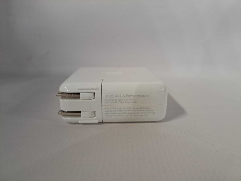 Apple 61W USB-C Power Adapter Charger For MacBook Pro 13\\'\\' 15\\'\\' 2018 -2020 )