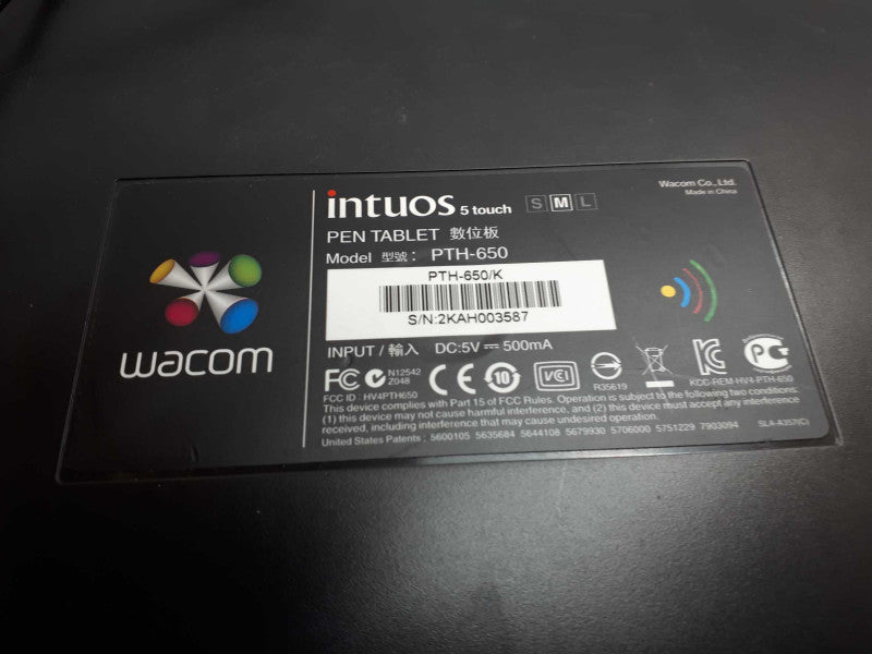 Wacom PTH-650 Intuos 5 Touch Tablet W/Usb Cable  &