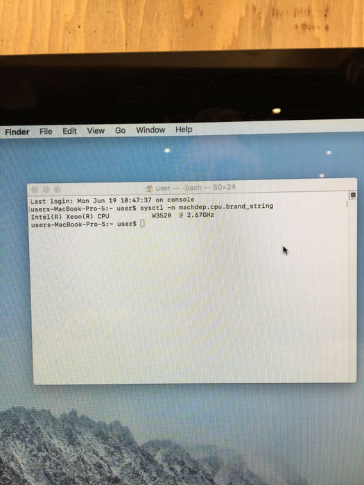 Apple Mac Pro Early 2009 Quad-Core Xeon W3520 @ 2.67 GHz 3GB RAM No HDD READ!