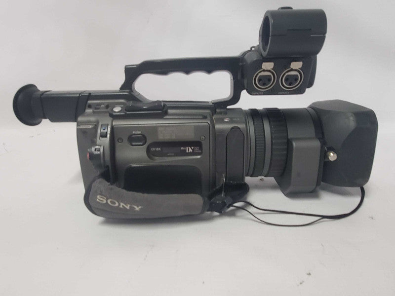 SONY DSR-PD150 MiniDV Video Camcorder |
