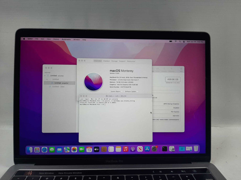 MacBook Pro 2016 13\\" i7-6567U, 16GB DDR3, 500GB SSD **READ**