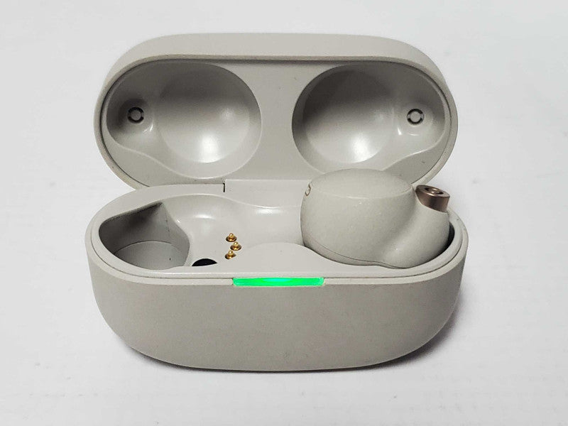 SONY WF-1000XM4 Wireless Earbud (R) and Charging Case (AS-IS) |