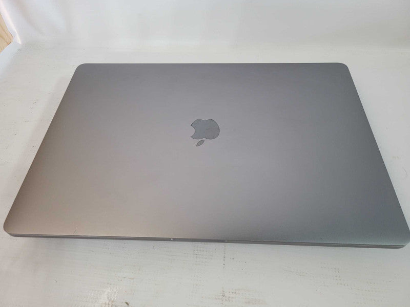 2016 MacBook Pro 15\\" - i7, 16GB RAM, 512GB SSD, Radeon Pro 455