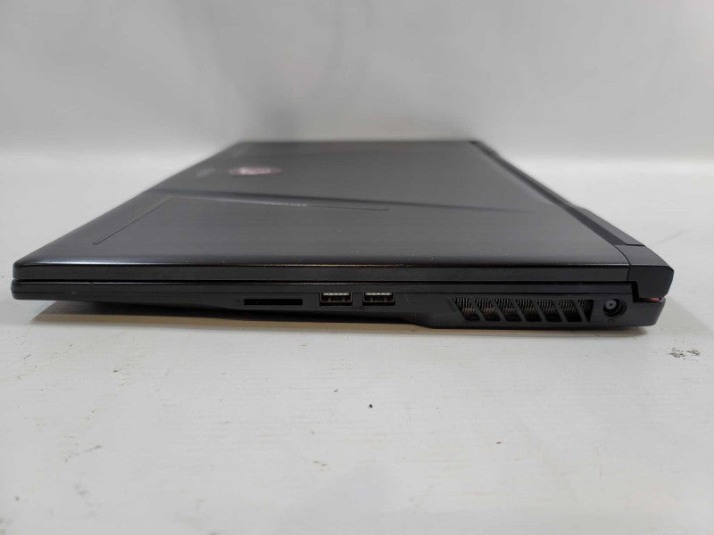 MSI GE76 Raider i7-8750H, 16GB DDR4, GTX 1070 4GB, 256GB SSD + 1TB HDD **READ Î²
