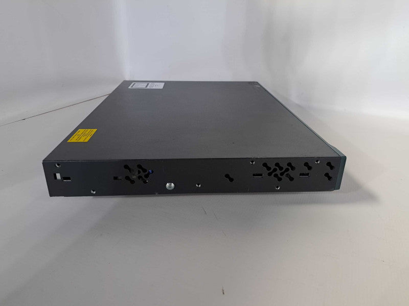Cisco WS-C2960G-24TC-L V07 24 Port 2960G Gigabit Switch )