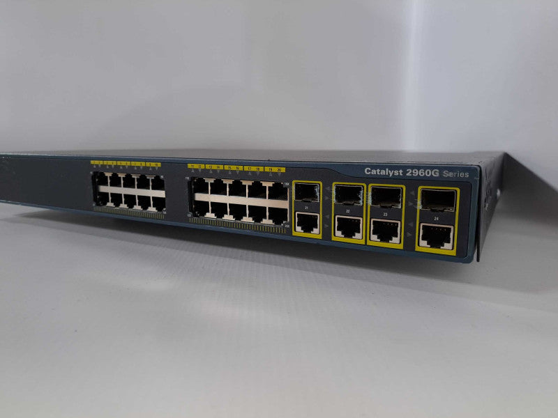 Cisco WS-C2960G-24TC-L V07 24 Port 2960G Gigabit Switch )