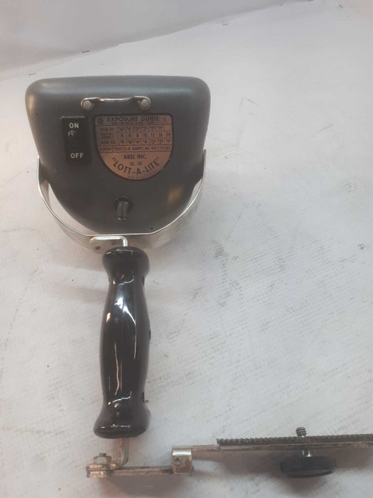 Vintage \\"Lott-A-Lite\\"  Handheld Spot Light