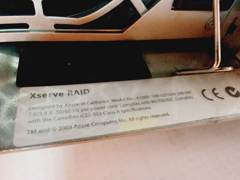 Apple A1009 XSERVE RAID SFP Array 14-Port Network Storage Q(