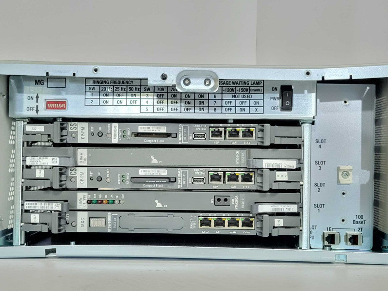 Nortel NTDU15 Media Gateway w/ 2x NTDW61BAE5 1x NT8D14CB 1x NTAK09DA SEE _