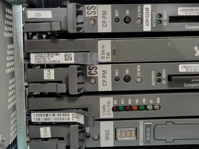 Nortel NTDU15 Media Gateway w/ 2x NTDW61BAE5 1x NT8D14CB 1x NTAK09DA SEE _