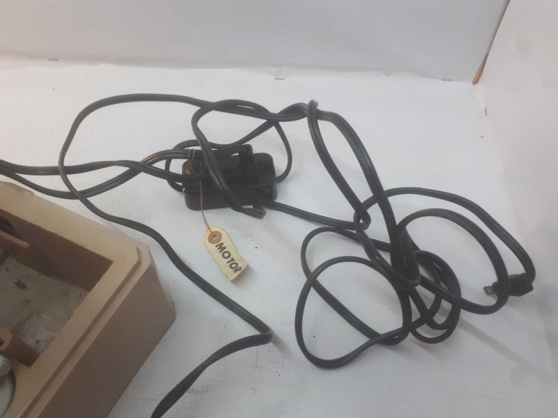 Vintage Domestic Sewing Machine With Travel Case