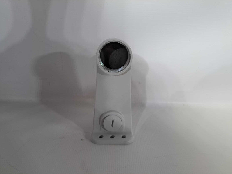 Pelco Wall Mount Vandel 1.5IN NPT LT Gray )