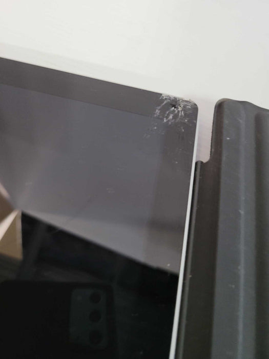 Surface Pro 7 - i5-1035G4 1.1GHz, 8GB RAM, 256GB SSD - READ