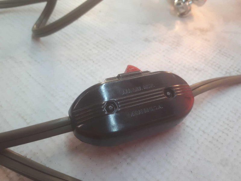 Vintage GE Reflector 250W 115-125V Infrared Light