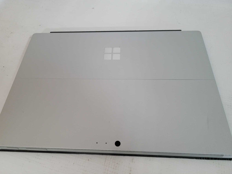 Microsoft Surface Pro 4 - i5-6300U 2.4GHz, 8GB RAM, 256GB SSD - READ