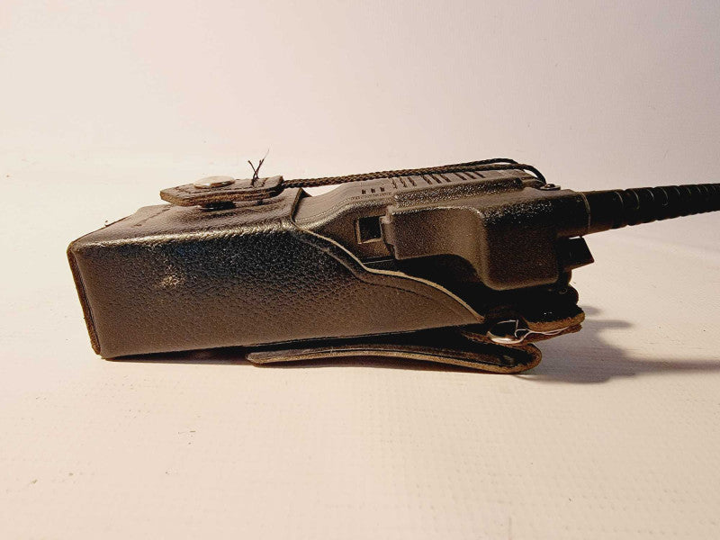 Motorola HT1000 Two-Way Radio 16 Channel w/ Case (
