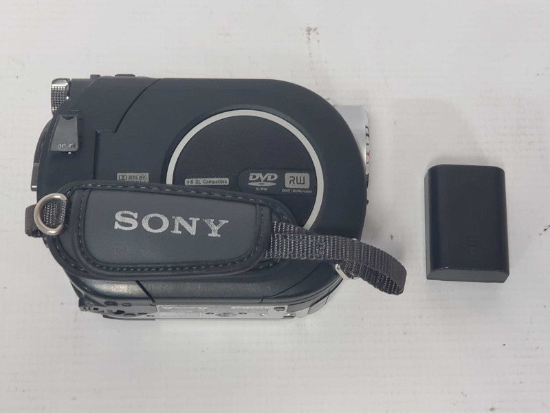SONY DCR-DVD108 Mini-DVD Video Camera |