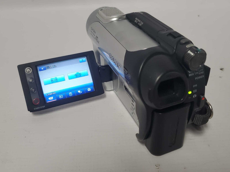 SONY DCR-DVD108 Mini-DVD Video Camera |