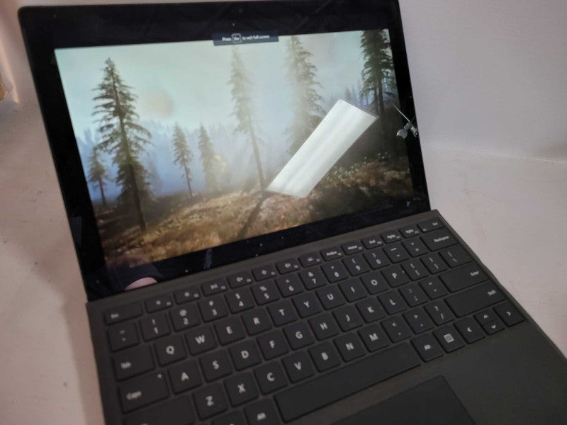 Microsoft Surface Pro 6 - i5-8350U, 8GB RAM, 256GB SSD