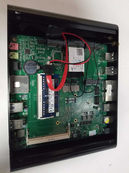 Mini desktop-PC Custome i7-4510U @ 2.00ghz / 8gb ram / LynxPoint #