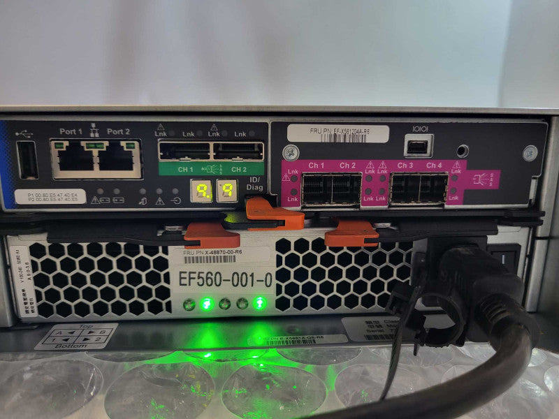 NetApp 24 bay drive tray Model 0892 2x NETAPP EF-X561202A-R6 12GB Controllers -