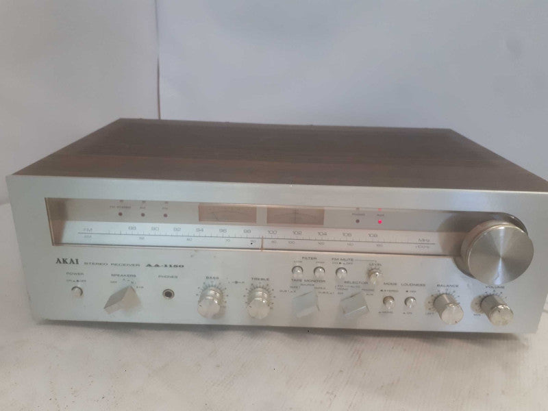 Akai Stereo Receiver model AA-1150