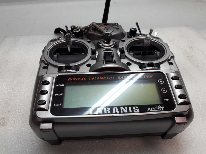 FrSky Taranis  X9D - Digital Telemetry Radio System &