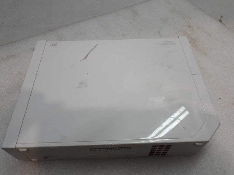 Nintendo Wii Console Bundle RVL-001 console only &