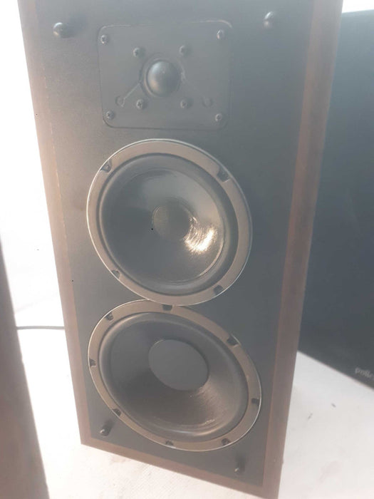 Pair of 2 Vintage PolkAudio Speakers model 5