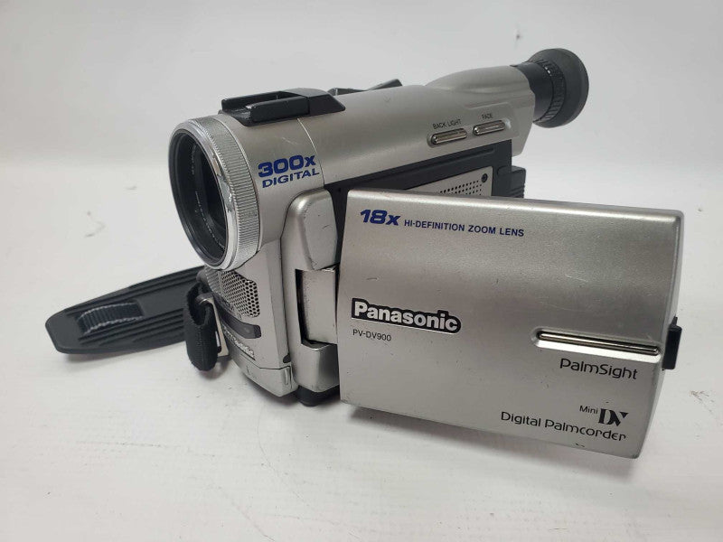 Panasonic MiniDV Palmcorder PV-DV900D-K |