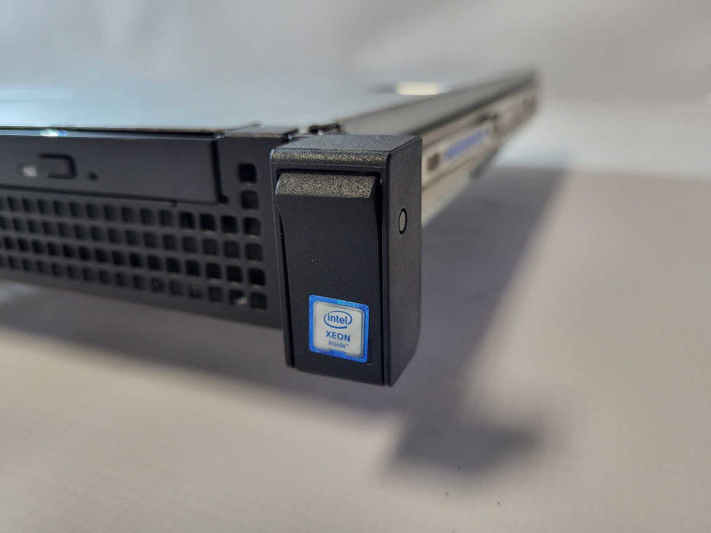 Dell PowerEdge R220 Intel Xeon E3-1220 v3 @3.1GHz 8GB RAM  Q-