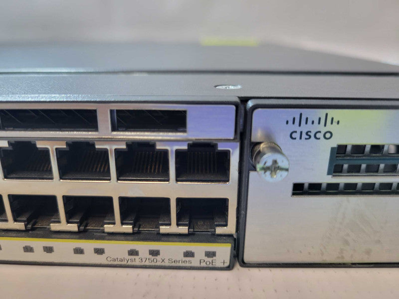 Cisco Catalyst 3750-X series PoE+ 24P  Q