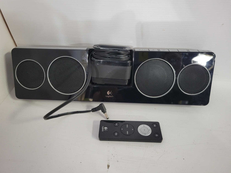 Logitech Pure-Fi Anywhere iPod Speaker Dock Apple 30-Pin