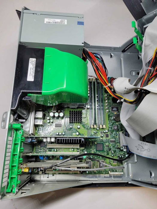 Vintage - Dell Dimension 8250 - Pentium 4 @ 2.4Ghz - 512MB RDRAM - SB LIVE!