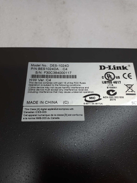 DâLink 24-Port 10/100 Fast Ethernet Unmanaged Switch DES-1024D &
