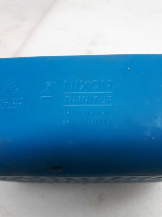 Nixon The Mini Blaster Portable Speaker Bluetooth USB H012 &