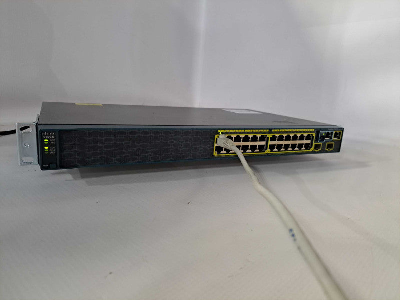 Cisco Catalyst (WS-C2960S-24TS-S) 24-Port Rack-Mountable Managed Switch Q)