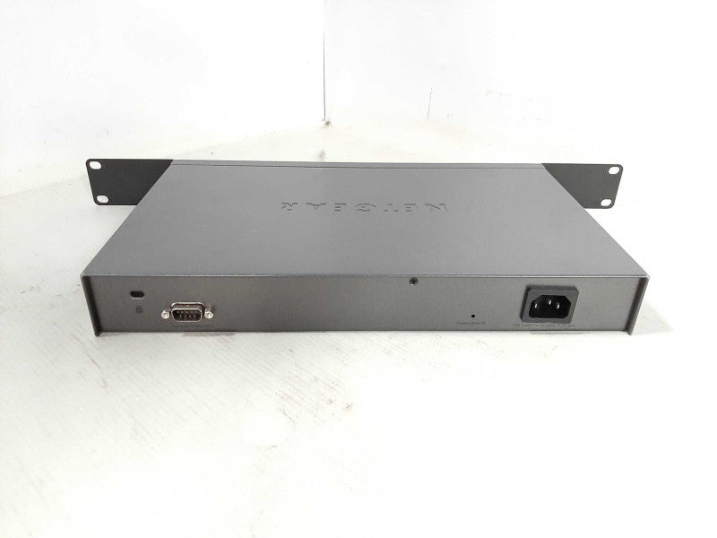 Netgear Model UTM5 ProSecure Unified Threat Management Appliance $